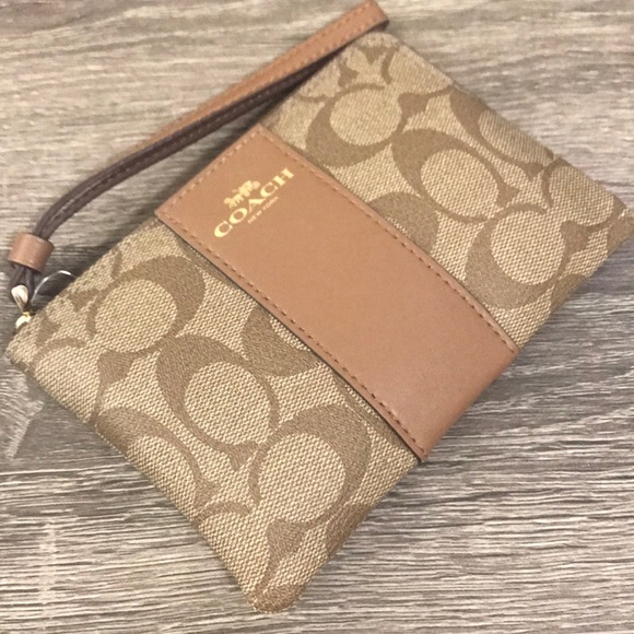 Coach Handbags - Coach Colorblock Signature Canvas Wristlet Wallet